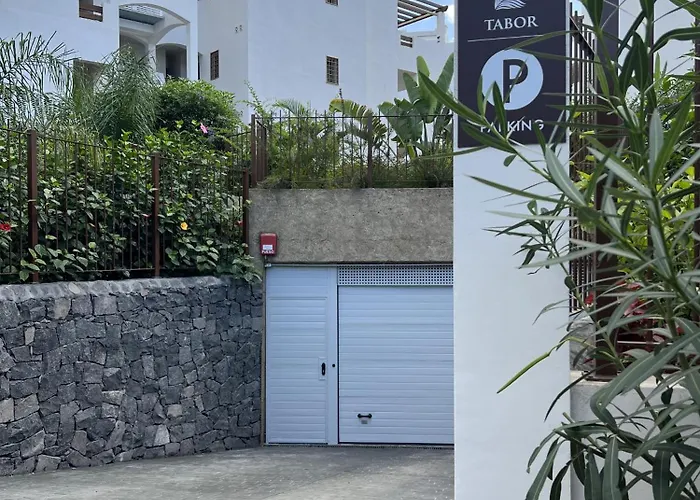 Jardines - Tabor 2-3 Pool View 펜션 *