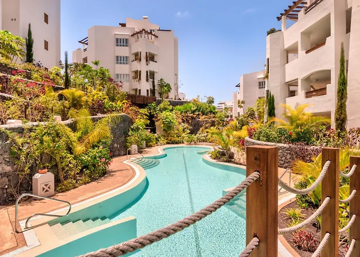 Jardines - Tabor 2-3 Pool View 펜션 아로나